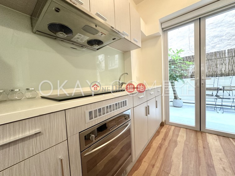 HK$ 25,000/ month, The Uptown Central District, Generous studio with terrace & balcony | Rental