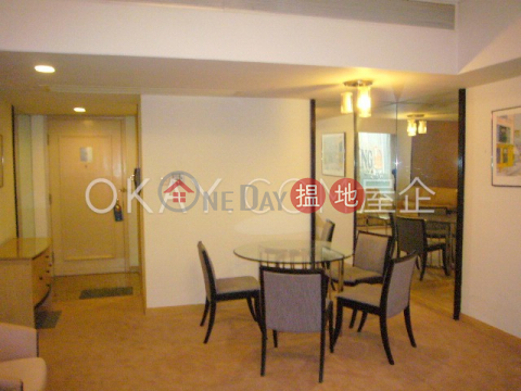 Charming 1 bedroom with sea views | Rental | Convention Plaza Apartments 會展中心會景閣 _0