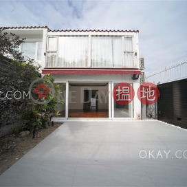 Gorgeous house with parking | Rental, Las Pinadas 松濤苑 | Sai Kung (OKAY-R285911)_0