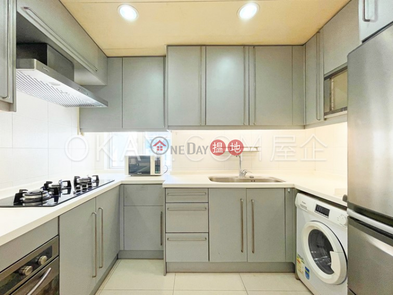 HK$ 39,500/ month (T-39) Marigold Mansion Harbour View Gardens (East) Taikoo Shing | Eastern District, Gorgeous 3 bed on high floor with sea views & balcony | Rental
