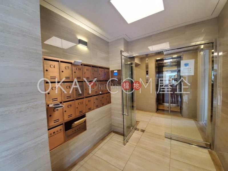 Efficient 3 bedroom with balcony & parking | Rental 94 Pok Fu Lam Road | Western District Hong Kong | Rental HK$ 69,000/ month