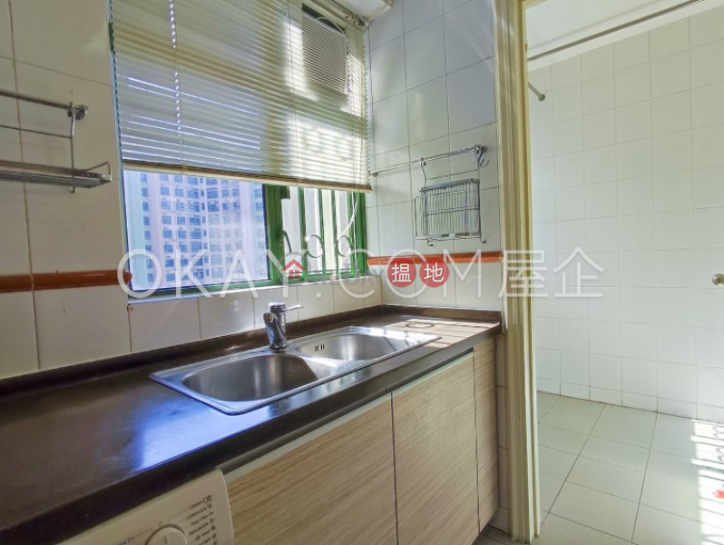 Property Search Hong Kong | OneDay | Residential | Sales Listings Nicely kept 2 bedroom in Mid-levels West | For Sale