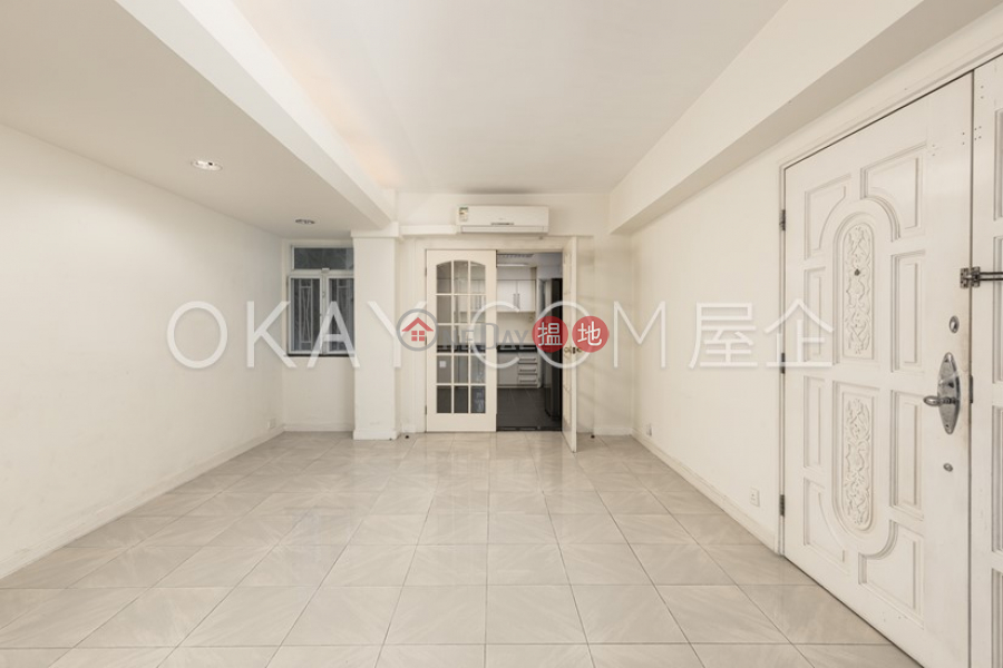 Stylish 4 bedroom with balcony | Rental, Skyline Mansion 年豐園 Rental Listings | Western District (OKAY-R57456)