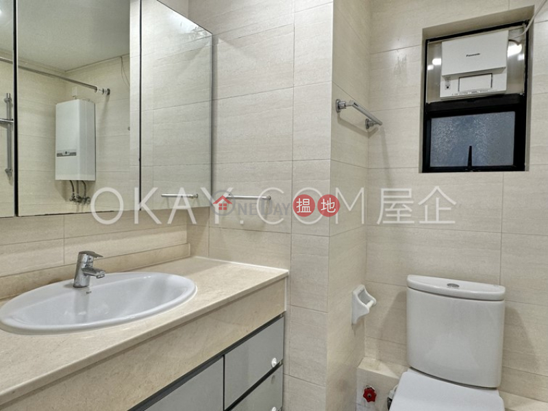 Efficient 3 bedroom with balcony | For Sale, 99 Caine Road | Central District Hong Kong | Sales HK$ 23M