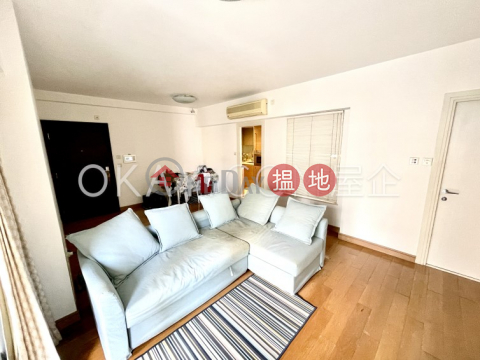 Gorgeous 3 bedroom with balcony | Rental, Centrestage 聚賢居 | Central District (OKAY-R68824)_0