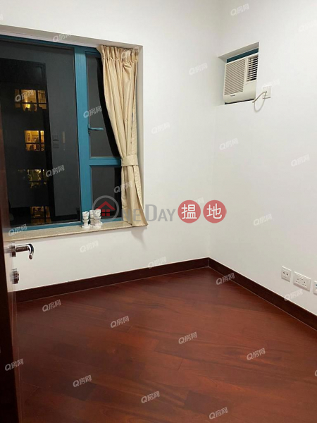 Property Search Hong Kong | OneDay | Residential | Sales Listings Tower 2 The Long Beach | 2 bedroom Mid Floor Flat for Sale