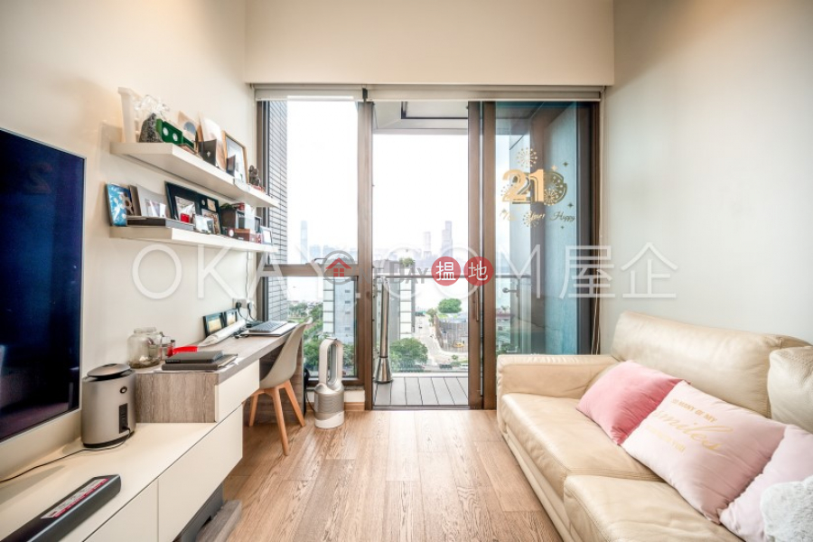 Unique 2 bedroom with harbour views | Rental | The Gloucester 尚匯 Rental Listings