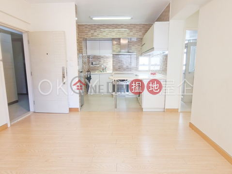 Luxurious 2 bedroom in Central | For Sale | Arbuthnot House 亞畢諾大廈 _0