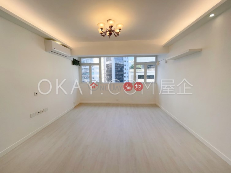 Lovely 3 bedroom on high floor | For Sale | Sung Lan Mansion 崇蘭大廈 Sales Listings