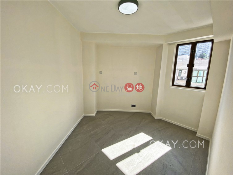 HK$ 25M Crescent Heights, Wan Chai District, Unique 3 bedroom in Mid-levels East | For Sale