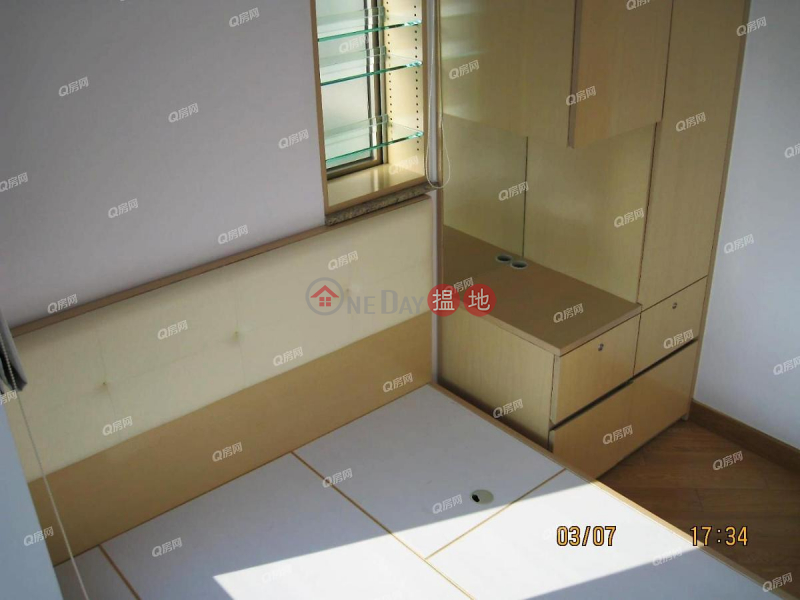 Tower 6 Harbour Green | 2 bedroom High Floor Flat for Rent 8 Hoi Fai Road | Yau Tsim Mong | Hong Kong Rental, HK$ 24,000/ month