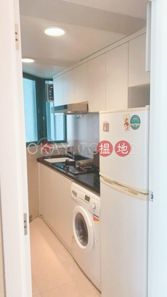 HK$ 13.5M | Manhattan Heights, Western District Unique 2 bedroom on high floor with sea views | For Sale