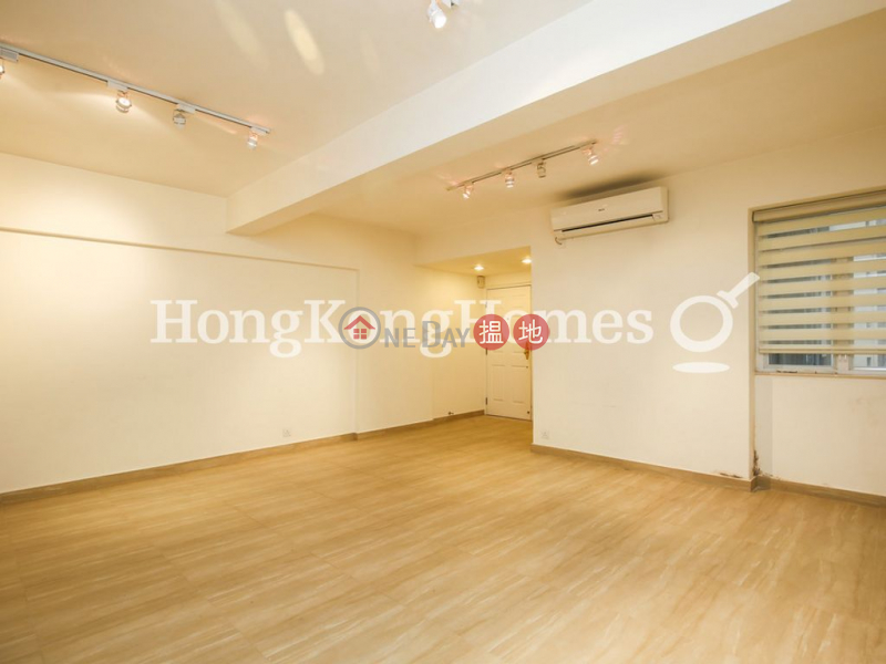 2 Bedroom Unit for Rent at Wing Cheong Building, 18-20 Hennessy Road | Wan Chai District Hong Kong Rental | HK$ 25,000/ month