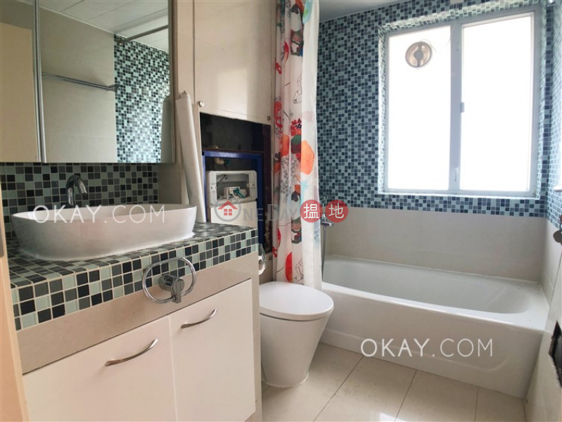 HK$ 42,000/ month | Tsam Chuk Wan Village House | Sai Kung | Unique house on high floor with rooftop & balcony | Rental
