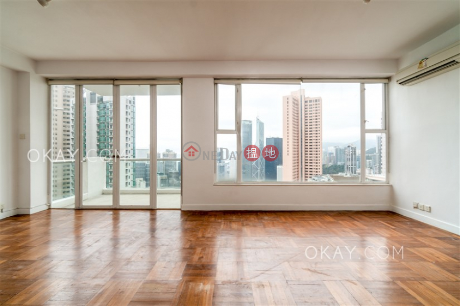 Luxurious 3 bed on high floor with rooftop & balcony | Rental | Robinson Garden Apartments 羅便臣花園大廈 Rental Listings
