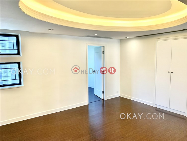 Lovely 4 bed on high floor with harbour views & balcony | Rental | Hong Villa 峰景 Rental Listings