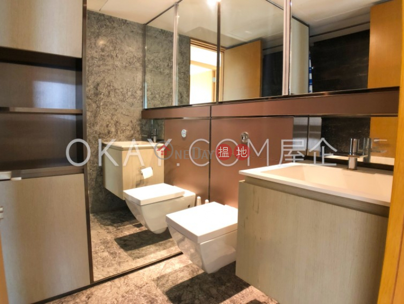 2房1廁,極高層,星級會所,露台殷然出售單位-100堅道 | 西區|香港-出售-HK$ 2,300萬