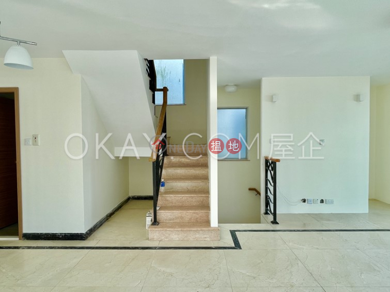 Property Search Hong Kong | OneDay | Residential Sales Listings, Cozy house on high floor with rooftop & balcony | For Sale