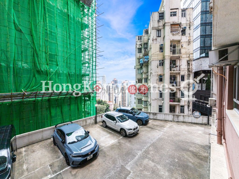 Property Search Hong Kong | OneDay | Residential, Rental Listings | 3 Bedroom Family Unit for Rent at Merry Court