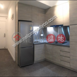 Furnished 2-bedroom apartment in Causeway Bay | Hoi Deen Court 海殿大廈 _0