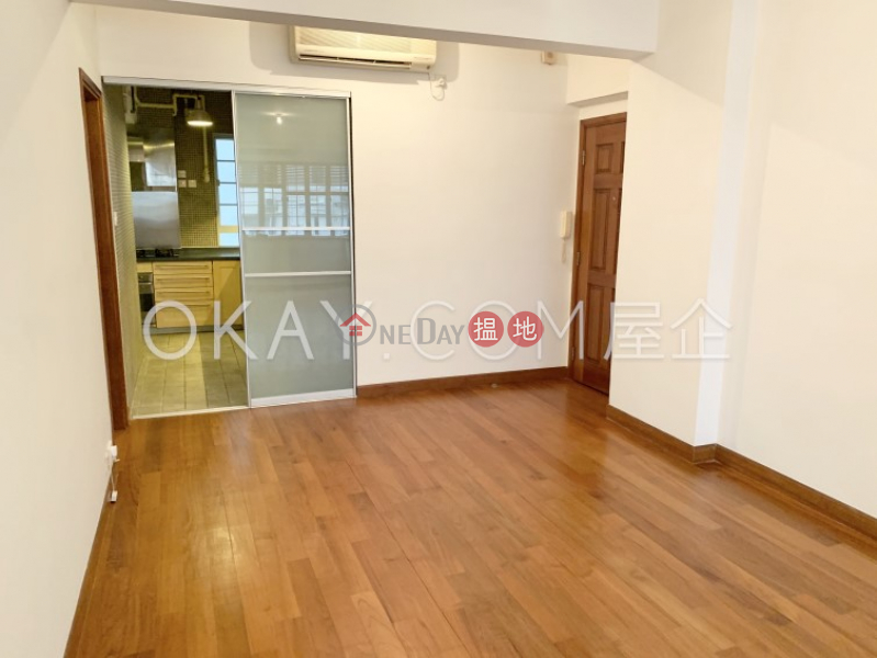 Charming 2 bedroom in Mid-levels Central | For Sale | Kam Fai Mansion 錦輝大廈 Sales Listings