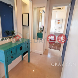 Tasteful high floor with rooftop | Rental | 2-4 Staunton Street 士丹頓街2-4號 _0