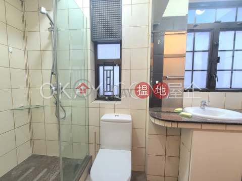 Unique 2 bedroom on high floor with rooftop | Rental | Tak Yan Building 德仁大廈 _0