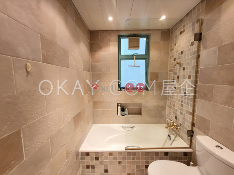 香港搵樓|租樓|二手盤|買樓| 搵地 | 住宅|出租樓盤3房2廁,星級會所,露台愉景灣 12期 海澄湖畔二段 26座出租單位