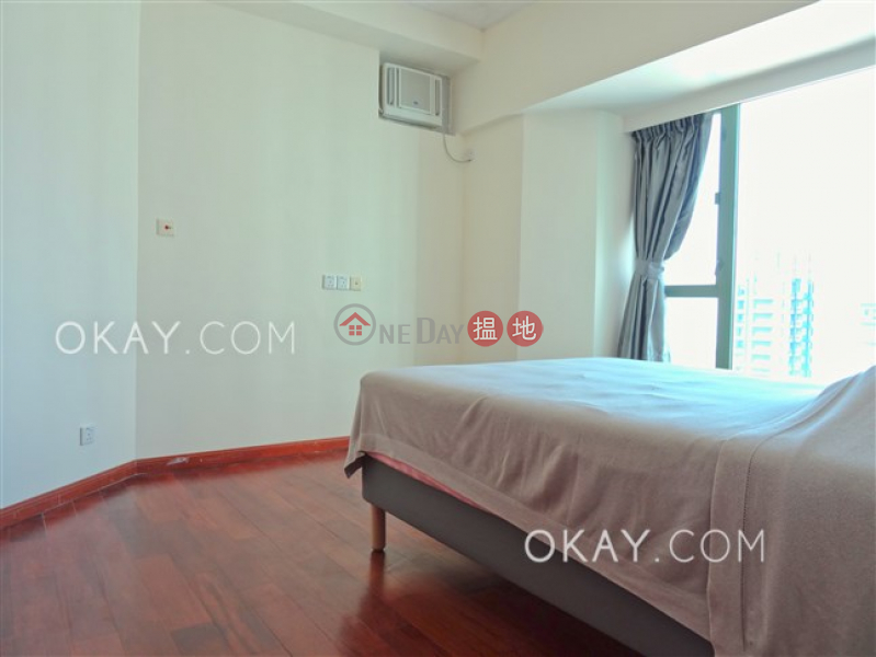 Unique 3 bedroom on high floor with parking | For Sale, 10 Tai Hang Road | Wan Chai District, Hong Kong Sales HK$ 38M