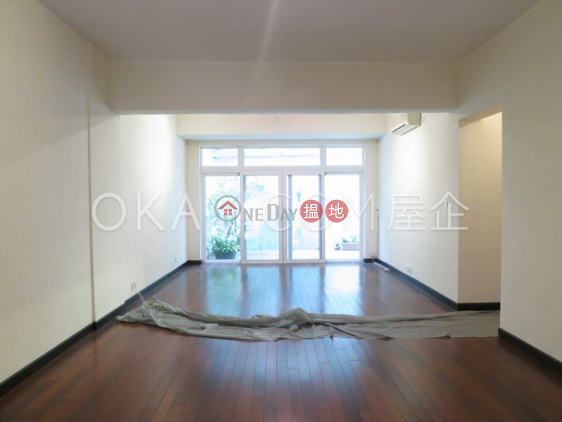 Efficient 3 bedroom with terrace & parking | Rental | 98 Repulse Bay Road | Southern District | Hong Kong | Rental | HK$ 62,000/ month