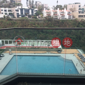 3 Bedroom Family Flat for Sale in Repulse Bay | Grand Garden 華景園 _0