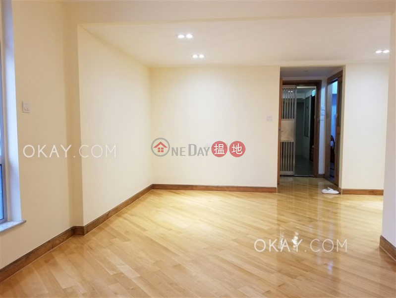 香港搵樓|租樓|二手盤|買樓| 搵地 | 住宅出租樓盤2房1廁,實用率高,連車位《嘉翠園出租單位》