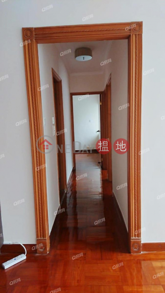 Parkvale Ling Pak Mansion | 3 bedroom Mid Floor Flat for Rent, 2-8 Greig Road | Eastern District | Hong Kong Rental HK$ 26,000/ month