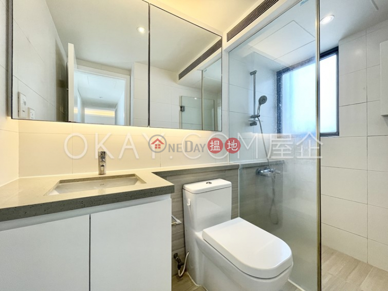 HK$ 29,000/ month Po Wah Court, Wan Chai District | Elegant 2 bedroom with balcony | Rental