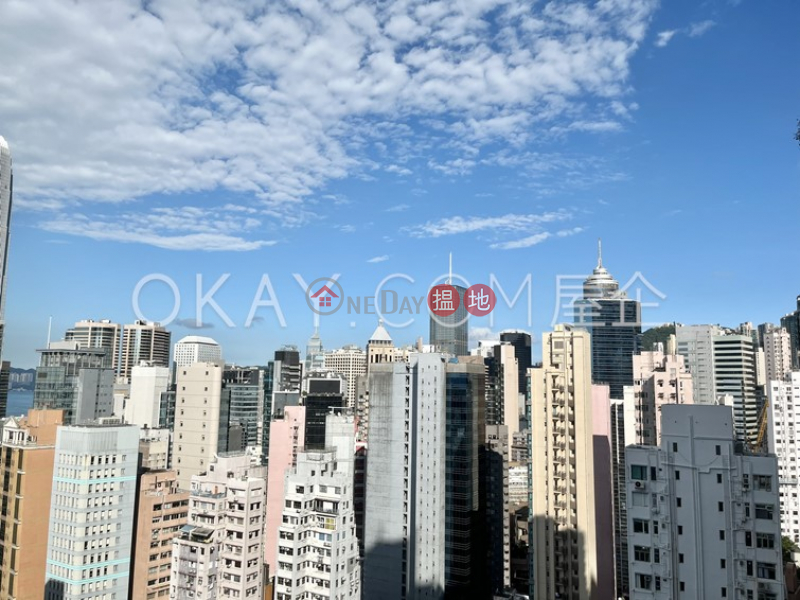Lovely 2 bedroom on high floor | For Sale | Caine Tower 景怡居 Sales Listings