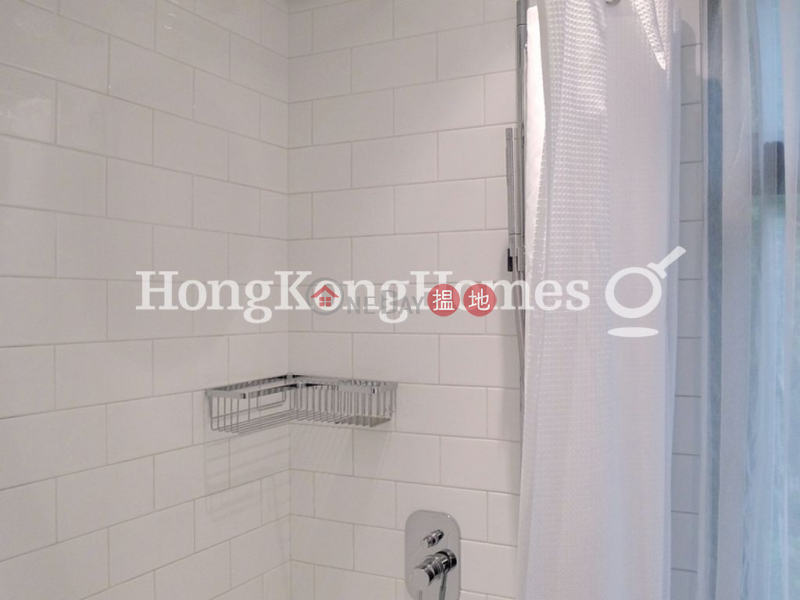 HK$ 20,000/ month Silver Jubilee Mansion Central District Studio Unit for Rent at Silver Jubilee Mansion