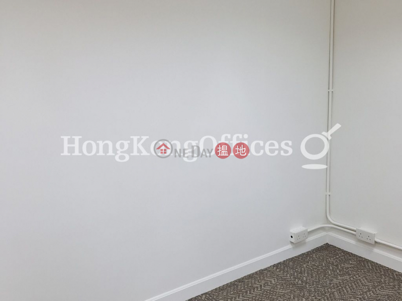 Office Unit at Yue Xiu Building | For Sale | Yue Xiu Building 越秀大廈 Sales Listings