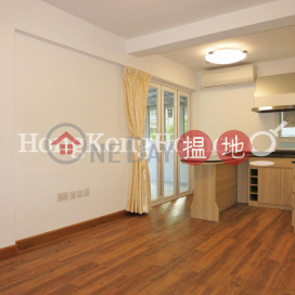 1 Bed Unit for Rent at Tung Cheung Building