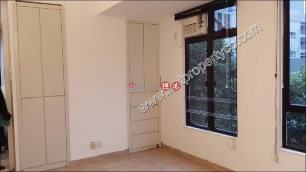 HK$ 17,500/ month Wah Tao Building Wan Chai District | Nicely Decorated Apartment for Rent in Wan Chai