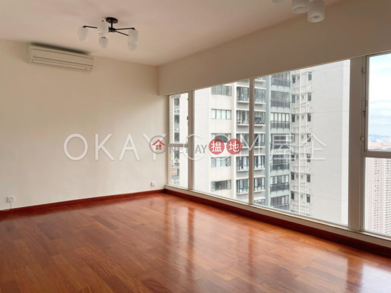 Luxurious 3 bedroom on high floor with parking | For Sale | Valverde 蔚皇居 Sales Listings