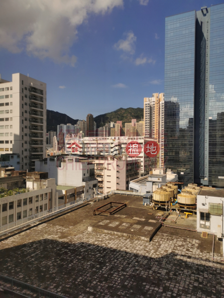 HK$ 12,500/ month, Pat Tat Industrial Building Wong Tai Sin District 新裝，開揚