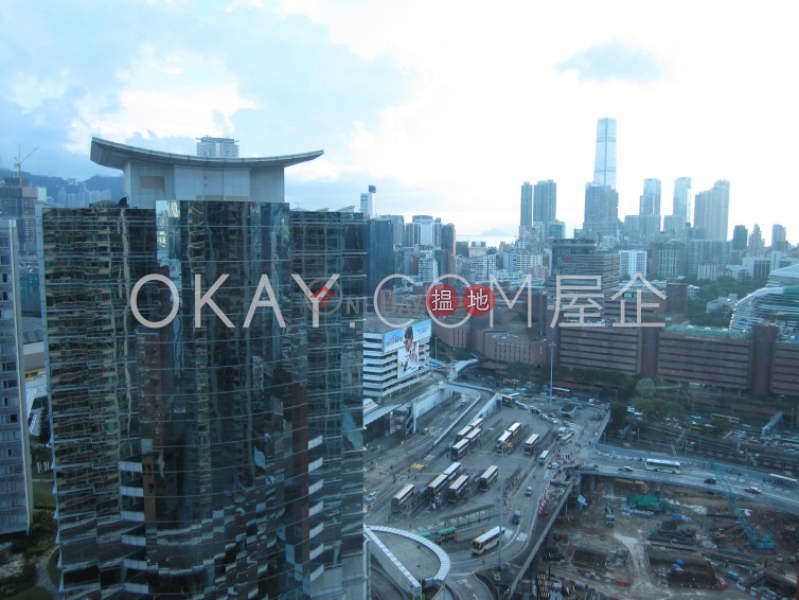 Gorgeous 3 bedroom on high floor with harbour views | For Sale | Royal Peninsula Block 1 半島豪庭1座 Sales Listings