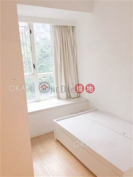 Lovely 3 bed on high floor with harbour views & parking | For Sale | Vantage Park 慧豪閣 Sales Listings