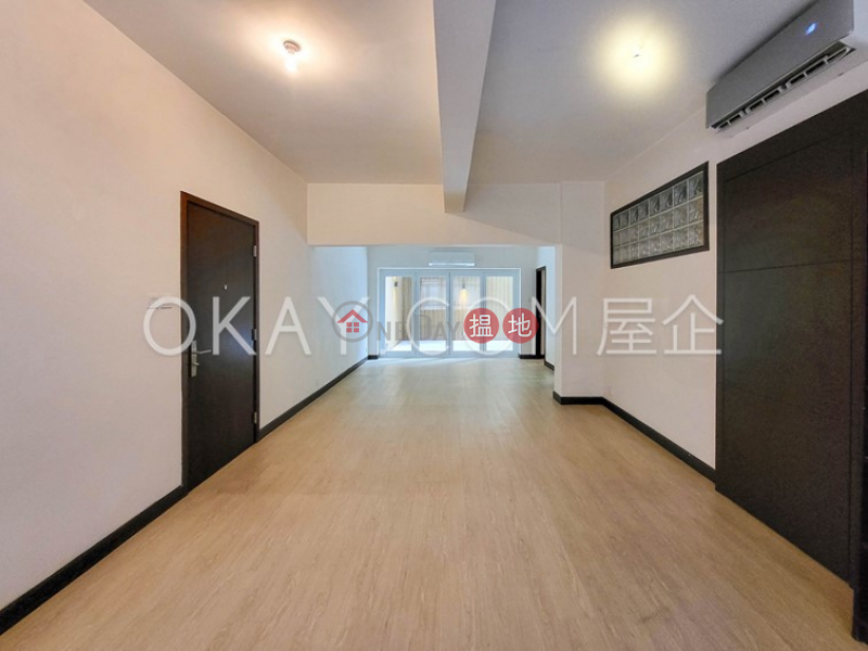 HK$ 51,000/ month 1-1A Sing Woo Crescent, Wan Chai District, Luxurious 4 bedroom with terrace | Rental