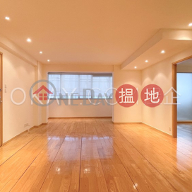 Lovely 3 bedroom with balcony | For Sale, Vienna Mansion 華納大廈 | Wan Chai District (OKAY-S7297)_0