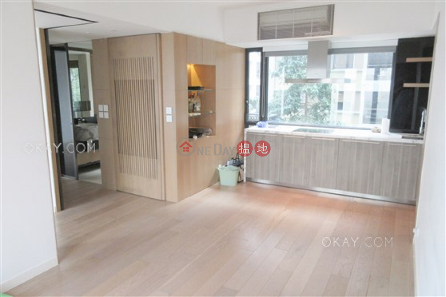 Stylish 2 bedroom with balcony | For Sale | Gramercy 瑧環 Sales Listings