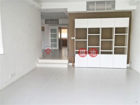 Unique house with balcony | For Sale, Phase 1 Headland Village, 103 Headland Drive 蔚陽1期朝暉徑103號 | Lantau Island (OKAY-S31279)_0