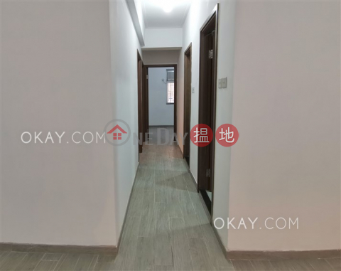 Gorgeous 3 bedroom with balcony | Rental, Great George Building 華登大廈 | Wan Chai District (OKAY-R385261)_0