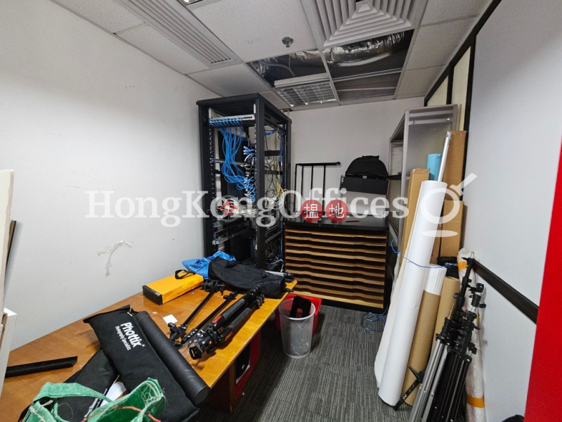 HK$ 77,840/ month Onfem Tower (LFK 29),Central District | Office Unit for Rent at Onfem Tower (LFK 29)