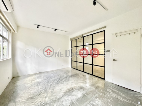 Lovely 2 bedroom on high floor with rooftop | For Sale | Tai Yuen 泰苑 _0